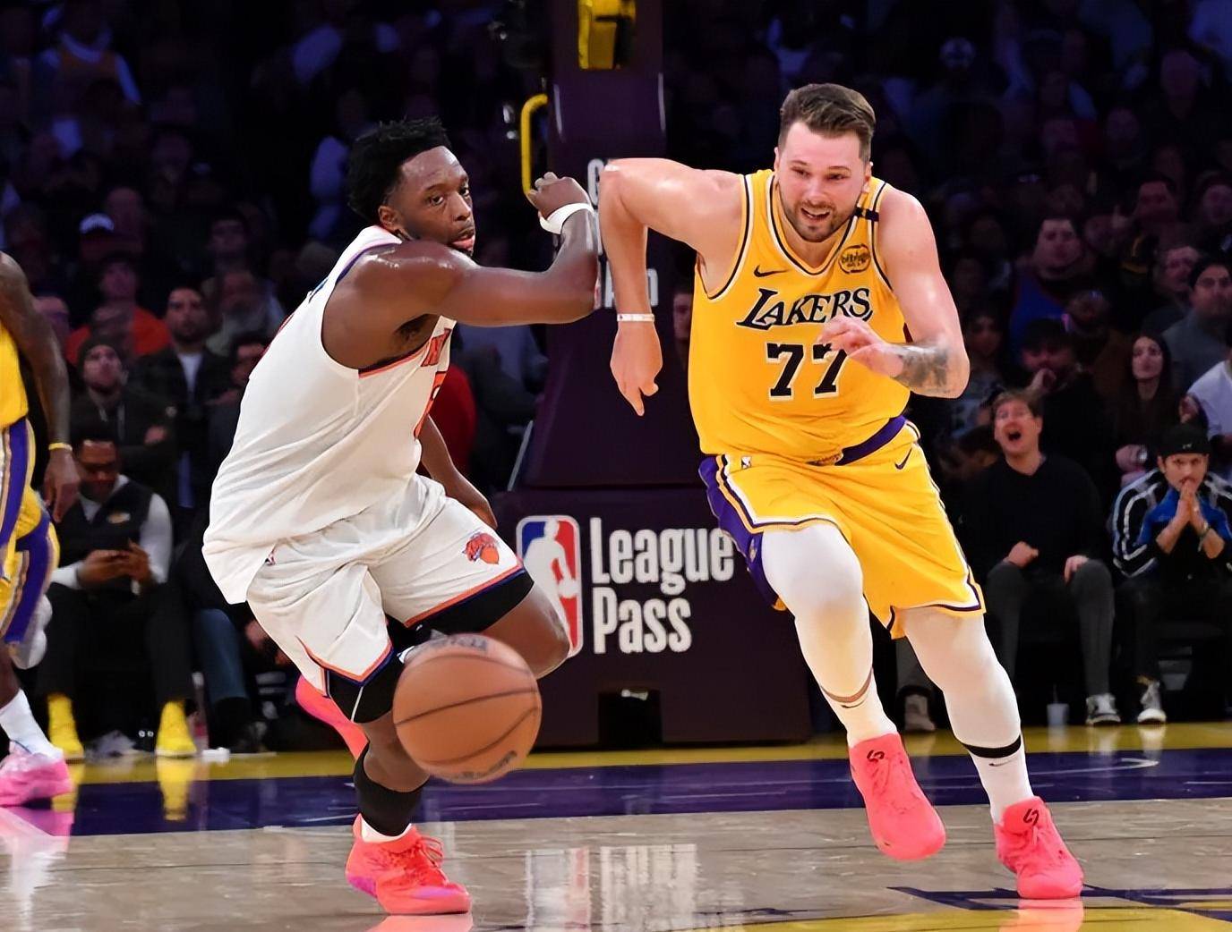 开云体育-东契奇重要时刻锐不可当，切尔西带队取胜！-开云体育