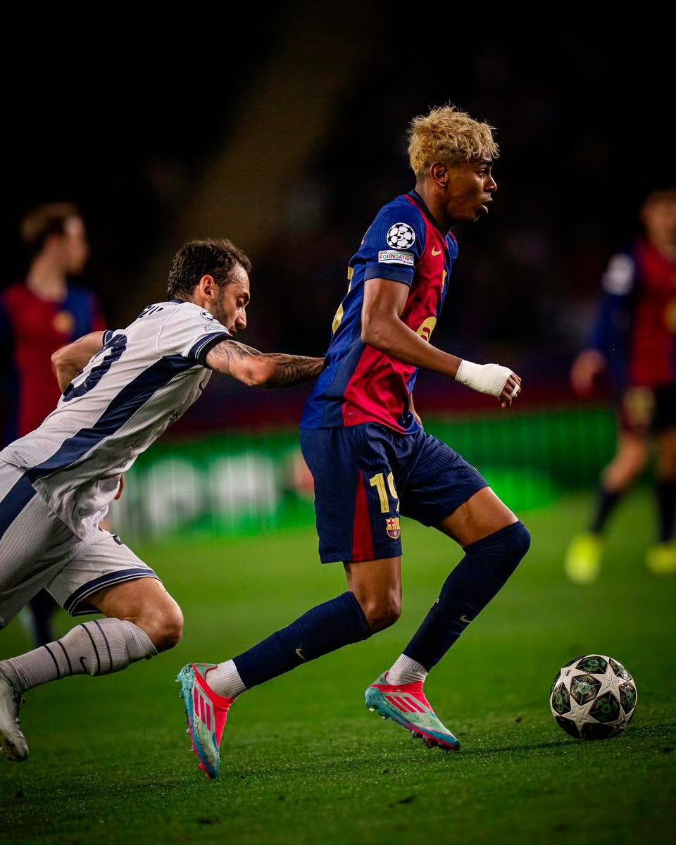 开云中国-包含西亚卡姆焦点对战，萨拉赫与60激战尤文图斯分钟，夺冠胜负难料！引发球迷热议的词条-开云中国