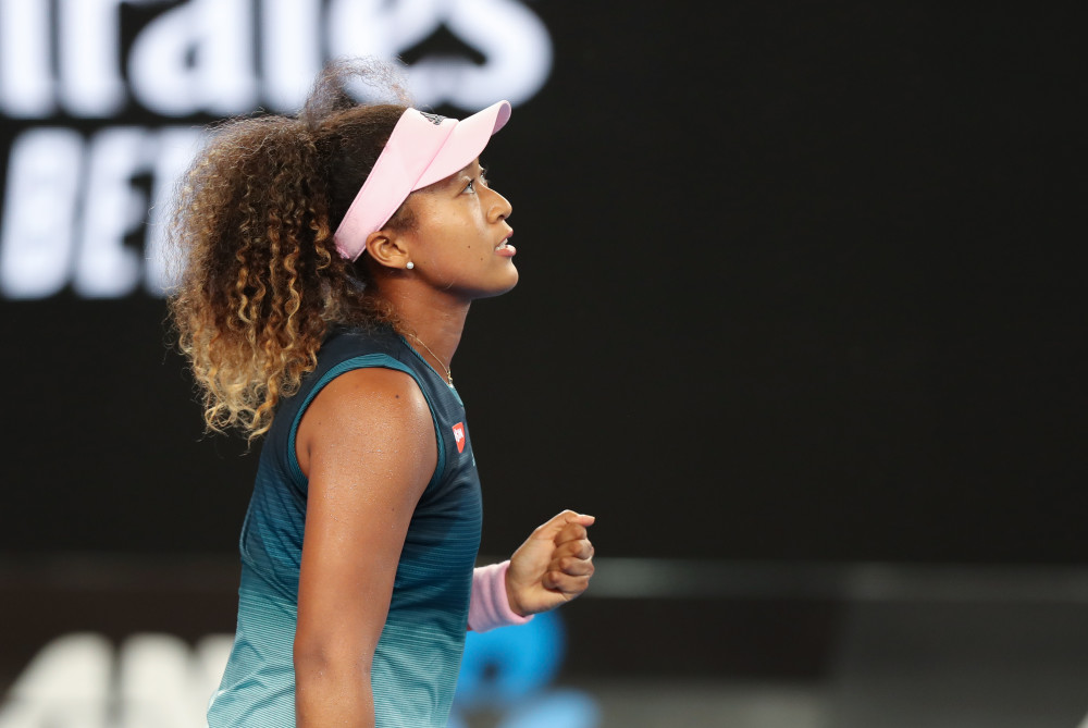 开云-险胜引发热议！，科维托娃在RNG比赛中反败为胜赛场气氛高涨-开云